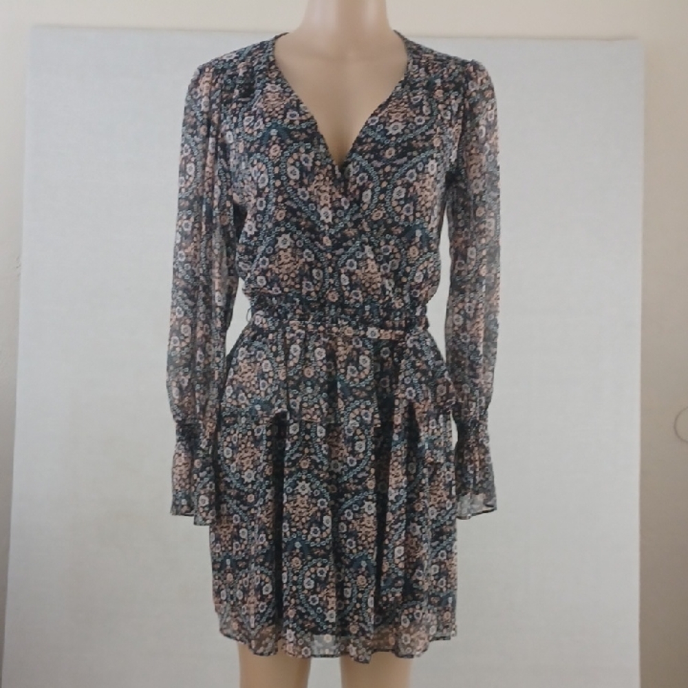 Lauren Conrad LC Elegant Floral Long Sleeve Dress flower Peach and Black